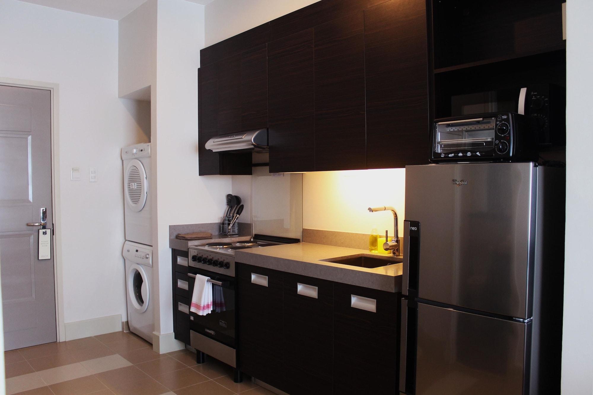 Aruga Apartments By Rockwell Makati Makati City Exterior photo